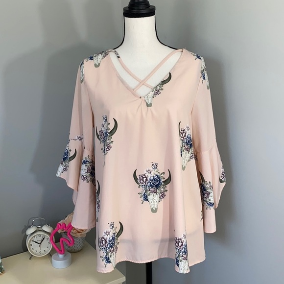 Ee:some Long Horn Floral Spring Blouse - Picture 1 of 4
